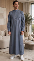 Qamis Al Haramain bleu grisé - porté